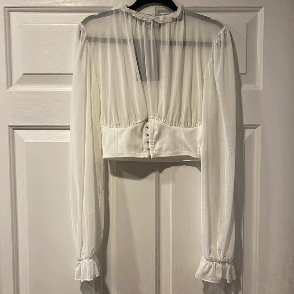 NWT Prettylittlething white mesh blouse with hook and eye under bust size 4